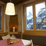 Bella Vista 3* زيرمات