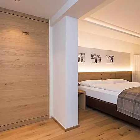 Bella Vista Hotell 3*